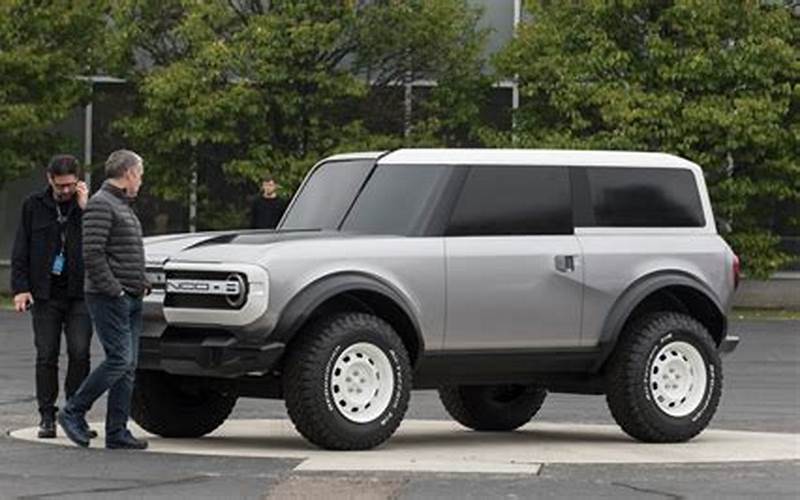 Inspecting A Ford Bronco