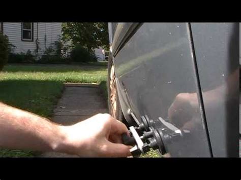 Inspecting a Dented Crossbar for Repair