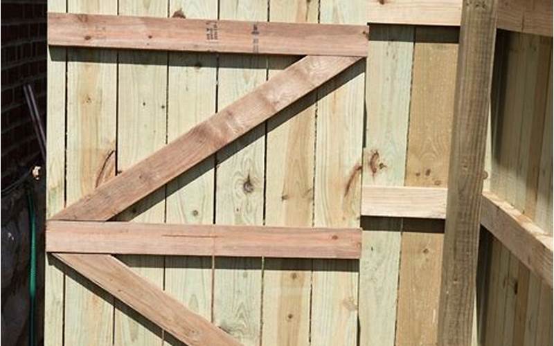 Installing Privacy Fence Gate Tips