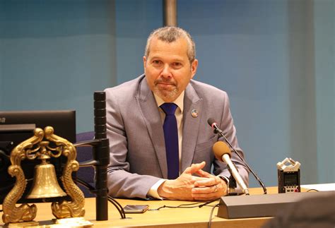 Instant Access and Zero Shipping Fees