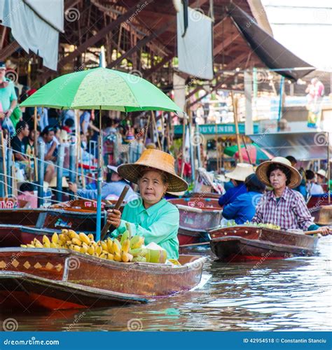Interacting with Locals Thailand