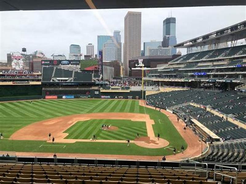 Interactive Target Field Seating Chart