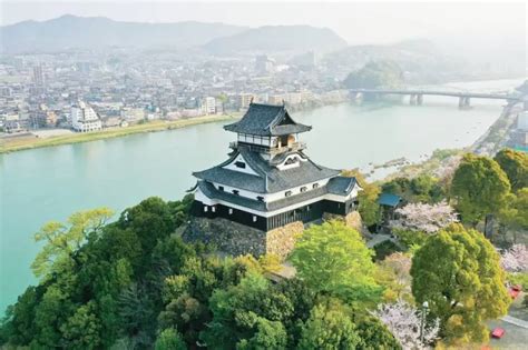Inuyama Castle
