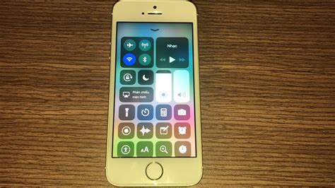 Iphone 5s Instructions For Dummies: Simple Guide For Beginners 