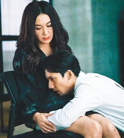 Irene Wan Has No Set Bottom