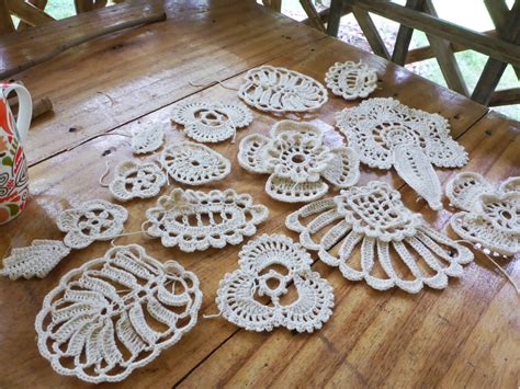 Irish Crochet Motifs