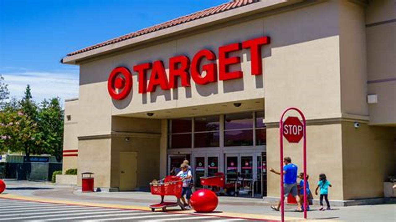 Is Target Open Jan 1 2025