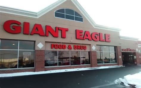 Is Giant Eagle Open Easter