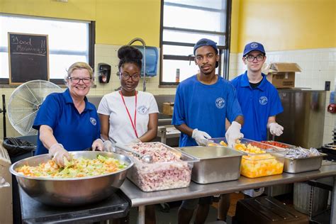Is Meals On Wheels Volunteer