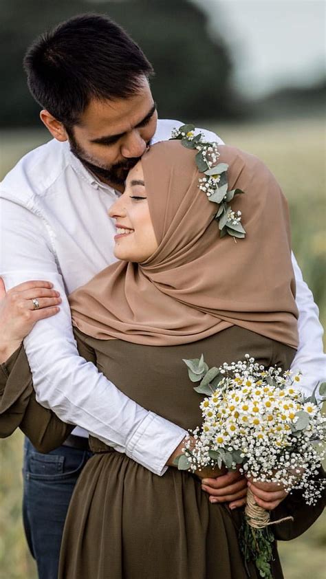 Islamic Couple Images