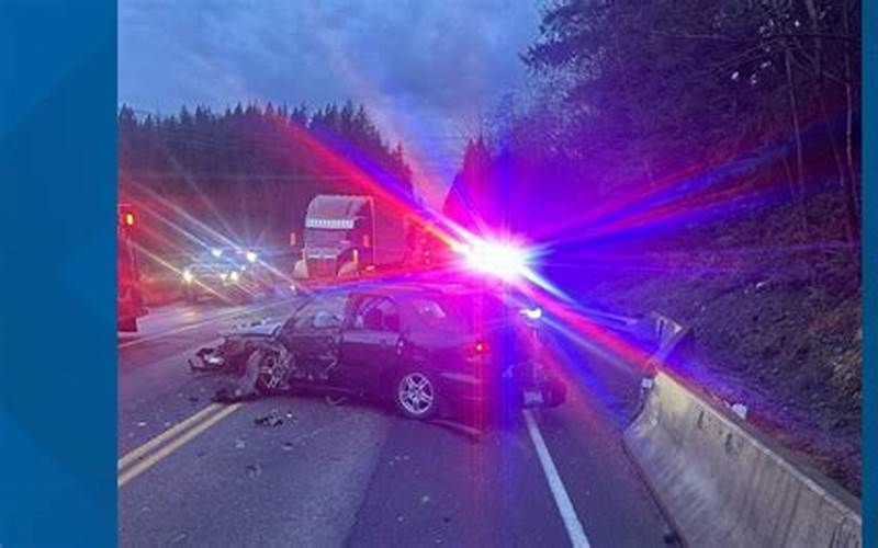 Issaquah Highlands Car Crash Road Safety
