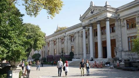 Istanbul Archaeological Museums crowds