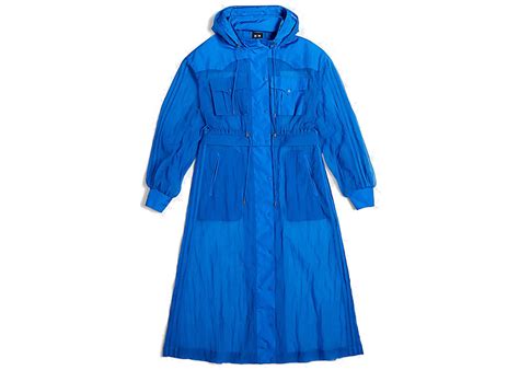 Flawless Coverage: Unveiling the Sleek and Stylish Ivy Park Cover Up Jacket