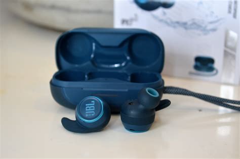 JBL Reflect Mini NC: Call quality and connectivity