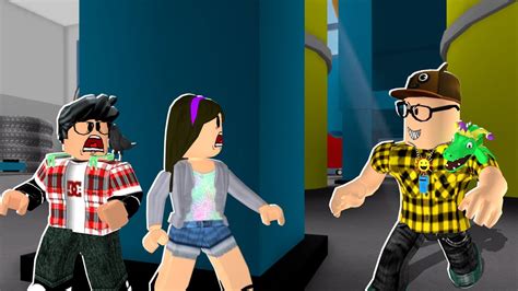JOGAMOS ESCONDE-ESCONDE COM OS INSCRITOS!!! (Roblox 