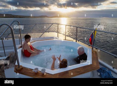 Jacuzzi Sunset Cruise