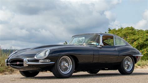 Vintage Jaguar XKE