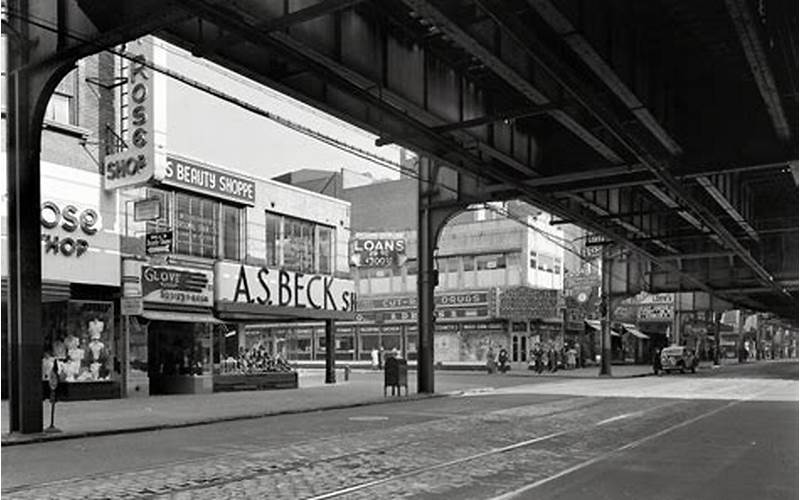 Jamaica Avenue In The 1940S