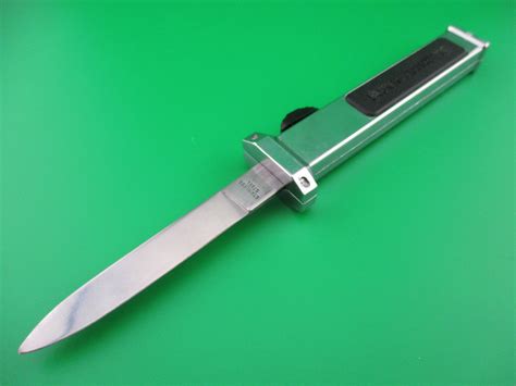Japanese Switchblade Knife