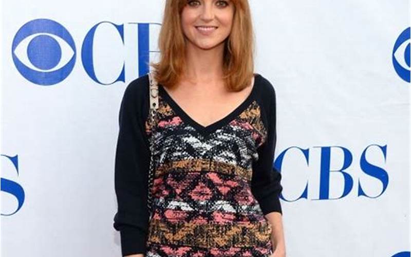 Jayma Mays In A Black Bikini