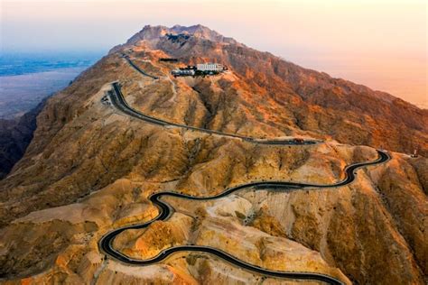 Jebel Hafeet summit