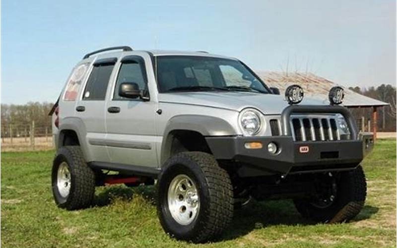 Jeep Liberty With 6 Inch Lift Kit Off-Roading