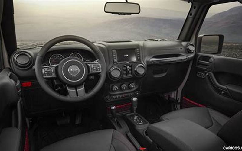 Jeep Recon Interior