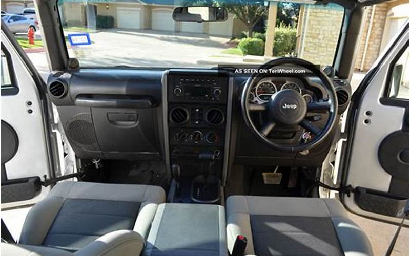 Jeep Wrangler Unlimited Sport Rhd Interior