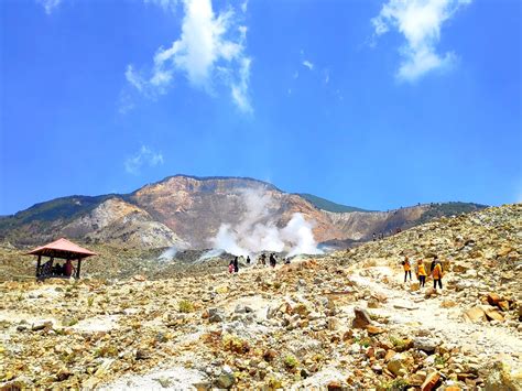 Wisata Alam Gunung Papandayan