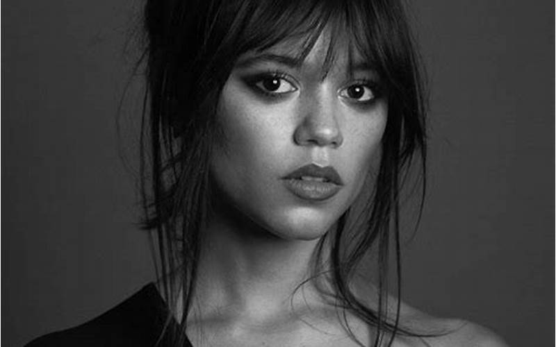 Jenna Ortega Black And White