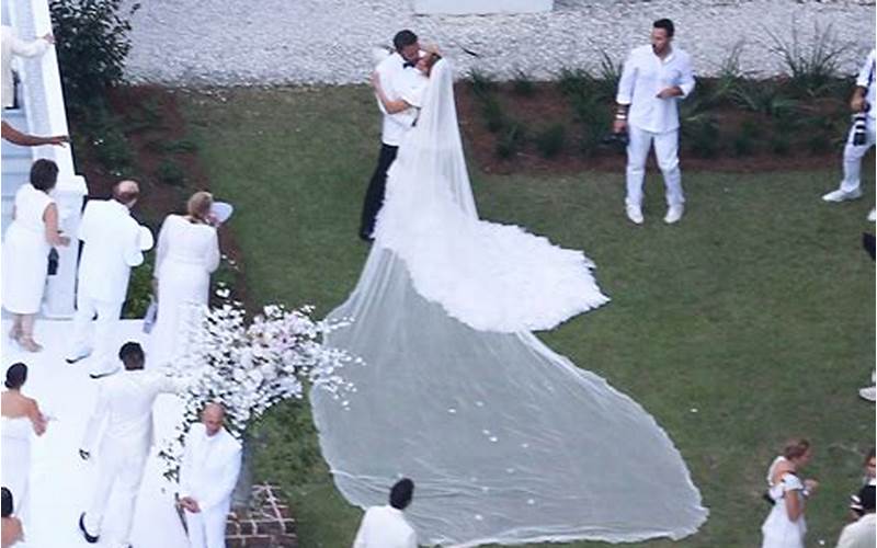 Jennifer Lopez And Ben Affleck Wedding Cake Image