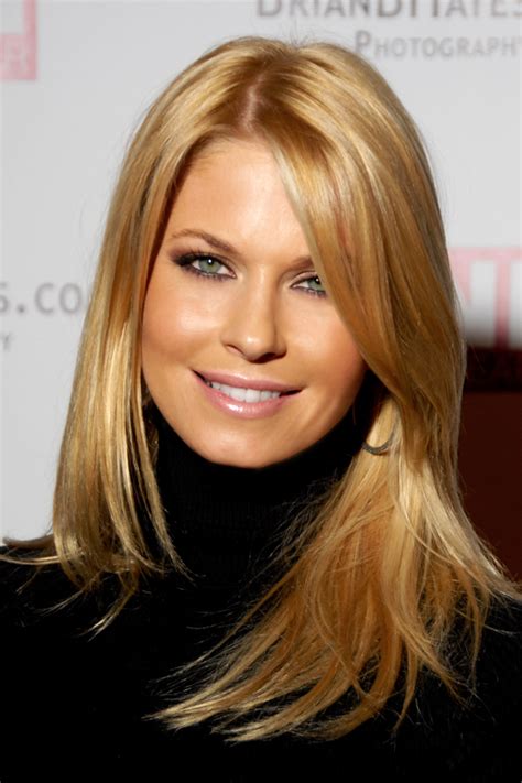 Jennifer England Model 06