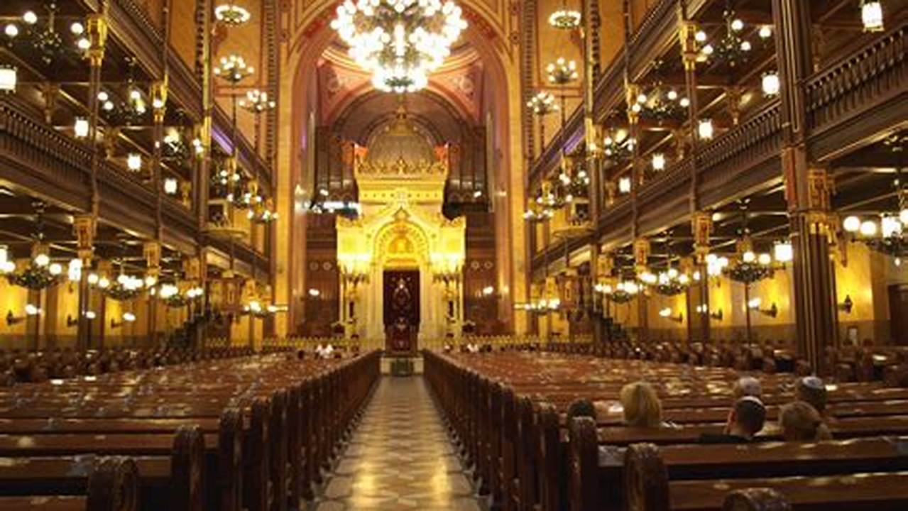 Jewish Synagogue, Tourist Destination