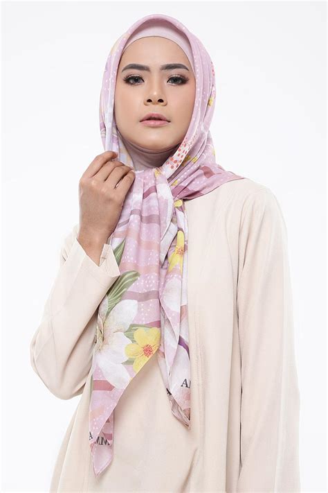 Jilbab Warna Pink Muda