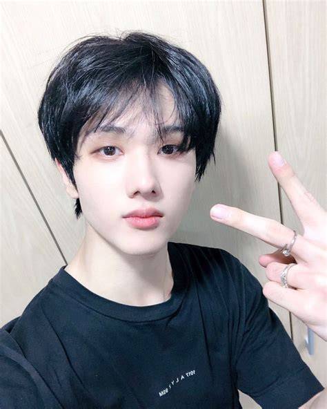 Jisung Biodata