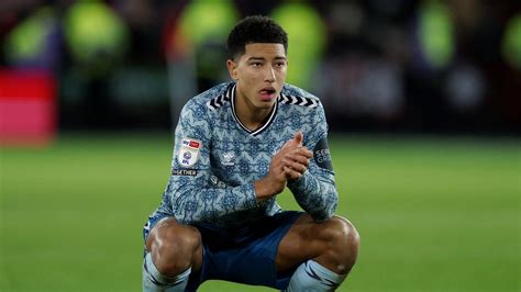 Jobe Bellingham's Playing Style