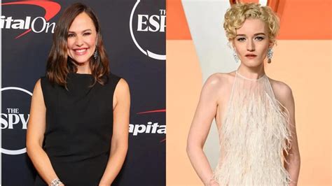 Unraveling the Intriguing Parentage of Julia Garner: A Tale of Hollywood Royalty and Artistic Roots