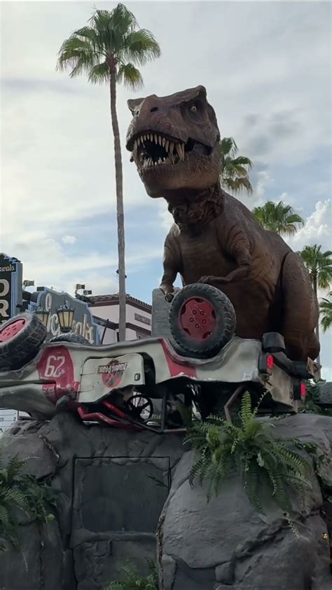 Unleash Your Inner Dinosaur Lover with the Spectacular Jurassic Park Parade Float