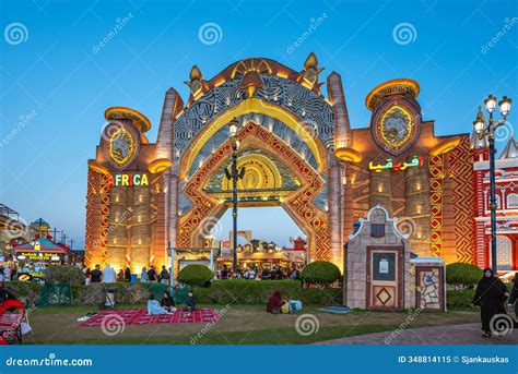 KAEC Shopping and Dining Experiences