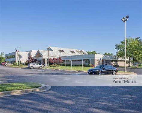 Experience Pure Elegance and Comfort at Kaiser Camp Springs