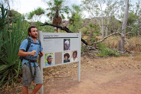 Kakadu Tour Guide