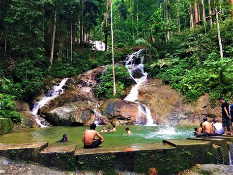 Kanching Waterfalls