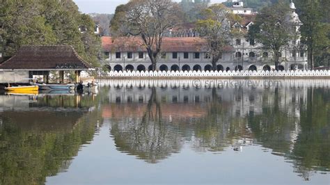 Kandy Lake
