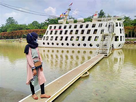 Kapal Wisata Tenggelam Di Jambi