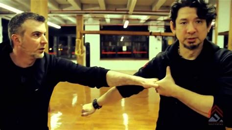 Karambit Knife Fighting