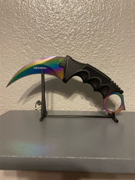 Karambit Knife Stand