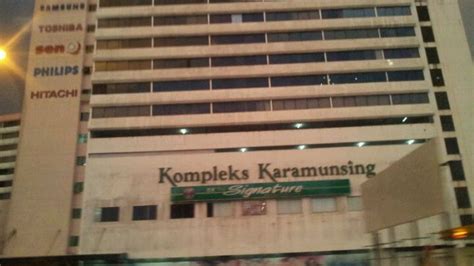 Tarikan berhampiran Karamunsing