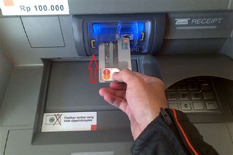 Kartu ATM dalam kondisi baik
