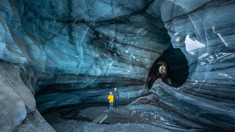 Katla Ice Cave Formation