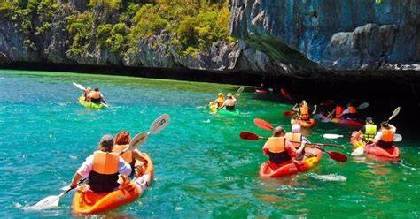 Kayaking Ang Thong Limestone Cliffs